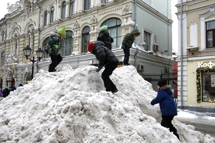 В Росгидромете предупредили жителей Москвы об «интенсивных осадках» в выходные
