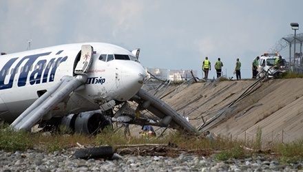 Вероятным виновником аварии Boeing в Сочи назвали диспетчера