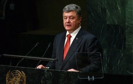 Порошенко вновь обвинил Россию в ведении войны против Украины