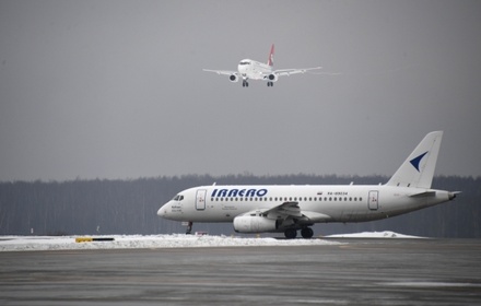В Москве задержано или отменено более 140 авиарейсов
