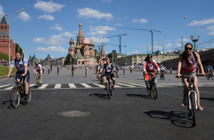 Собянина попросят перекрывать по воскресеньям улицы в центре Москве 