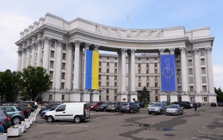 МИД Украины против участия представителей РФ в миротворческой миссии
