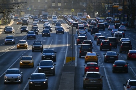 Количество машин на дорогах Москвы за 9 лет выросло на 1 млн