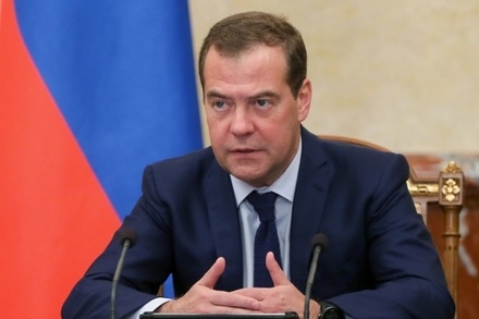 Медведев поручил разобраться в причинах трагедии в палаточном лагере под Хабаровском