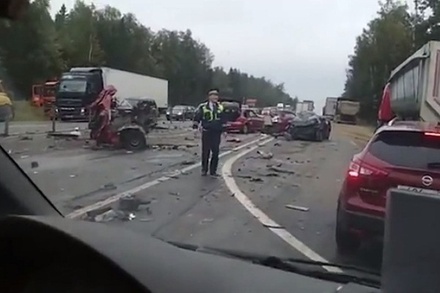 На Минском шоссе в Подмосковье столкнулись пять автомобилей