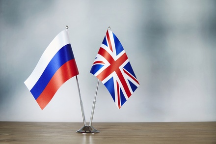 Россия приостанавливает авиасообщение с Великобританией