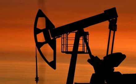 Цена нефти Brent превысила 81 доллар за баррель впервые с ноября прошлого года