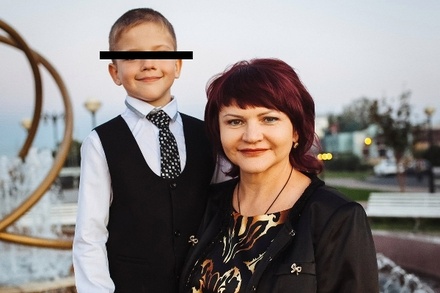 Экс-коллеги по партии описали подозреваемую в убийстве сына женщину из Астрахани: у человека что-то творилось с головой