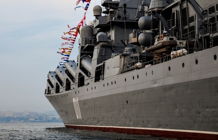 Во Владивостоке прошёл парад кораблей в честь Дня ВМФ