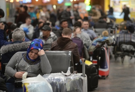 Больше ста рейсов задержано в московских аэропортах из-за снегопада
