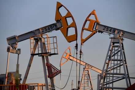МИД Китая выразил протест в отношении санкций США за покупку российской нефти