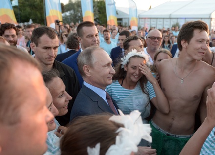 Путин рассказал о достоинствах молодёжного форума «Таврида»