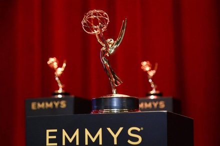 СМИ узнали о переносе церемонии вручения премии Emmy на 15 января