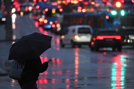 Столичных автомобилистов призвали к аккуратности на дорогах из-за дождя