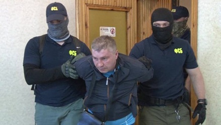 Суд арестовал двух жителей Крыма по подозрению в шпионаже в пользу Украины