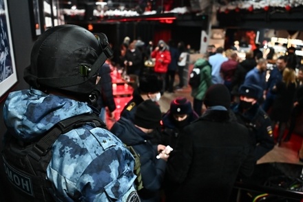 Московскому ресторану грозит штраф до 1 млн рублей за закрытую вечеринку ночью
