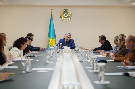 Российские эксперты обсудили итоги референдума в Казахстане