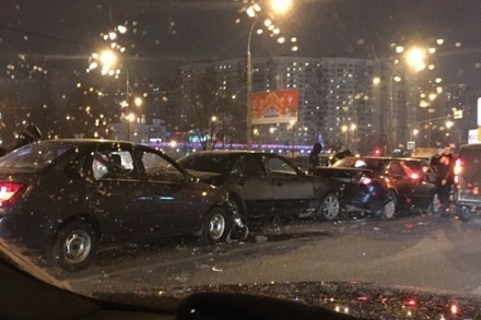 На юго–востоке Москвы столкнулись семь автомобилей 