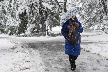 Москвичей предупредили о сильном снегопаде в четверг