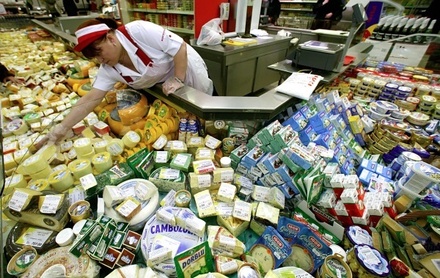 8 швейцарских компаний получили право поставлять сыры и мясную продукцию в РФ