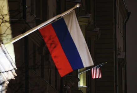 СМИ: Россия перенесла в офшоры вложения в американский госдолг
