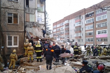 Число погибших в результате обрушения части дома в Ярославле возросло до четырёх