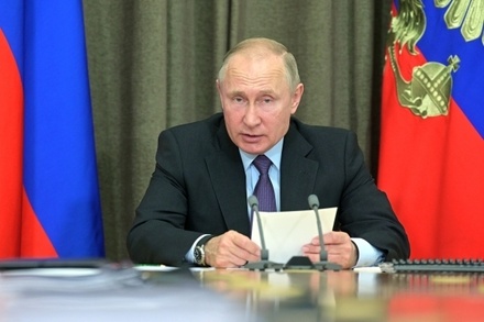 Путин назвал крайне важной своевременную разработку лазерного оружия