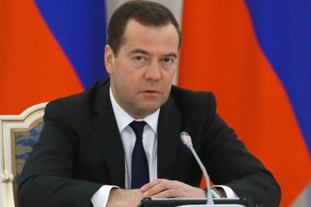 Призывы Киева о снижении цен на газ Медведев назвал политическим пиаром