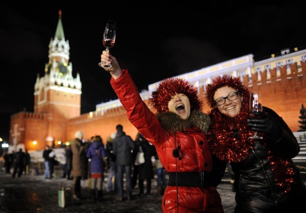 В новогоднюю ночь в московские парки не пустят с шампанским