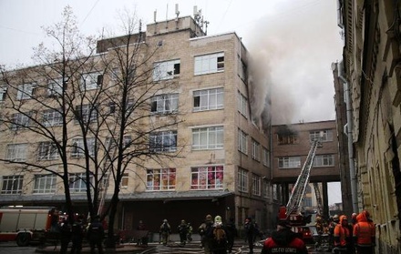 В центре Санкт-Петербурга горит издательство «Лениздат»
