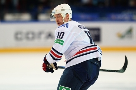 КХЛ преждевременно вписала Мозякина в историю российского хоккея