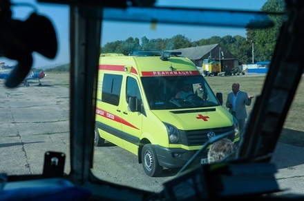 Пятеро детей и один взрослый пострадали при аварии катера в Тверской области