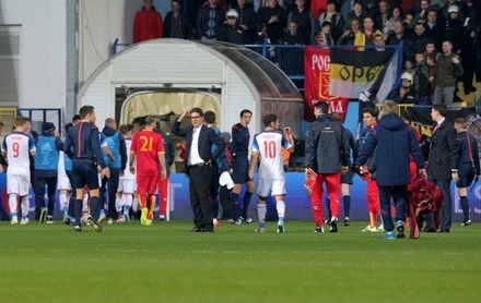 РФ подала протест в УЕФА из-за того, что матч с Черногорией не остановили