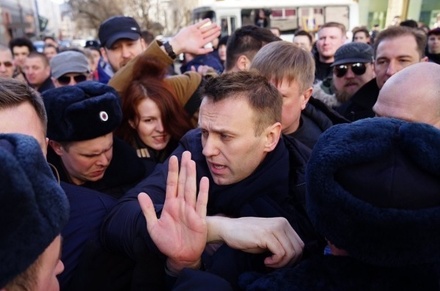 Алексея Навального задержали в центре Москвы