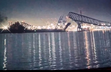 В штате Мериленд ввели режим ЧС после обрушения моста в Балтиморе