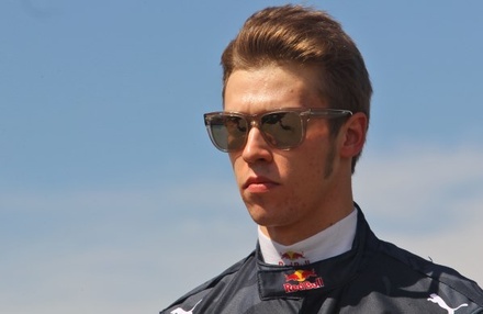 Даниил Квят стал третьим на этапе «Формулы-1» в Китае