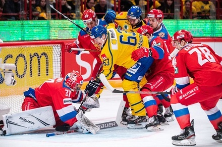 Россия уступила во втором матче подряд на шведском этапе Еврохоккейтура
