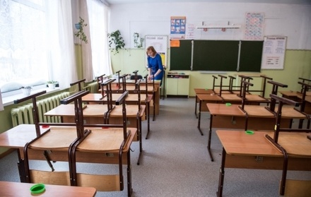 В школах Петропавловска-Камчатского из-за циклона отменили занятия