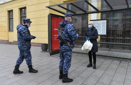 В Москве выросло число нарушений режима самоизоляции людьми с ОРВИ и COVID-19