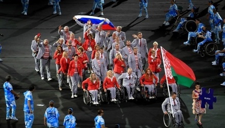 Белорусский спортсмен пронёс в Рио флаг России в знак солидарности