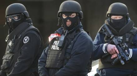 Полиция Брюсселя проводит спецоперацию