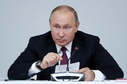 Путин в понедельник обсудит с руководством парламента итоги года