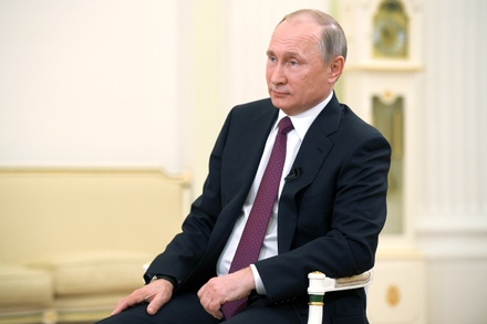 Владимир Путин утвердил федеральный бюджет на 2017-2019 годы