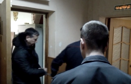 Конвой забросал снежками журналистов во время суда над экс-главой Нижнего Новгорода