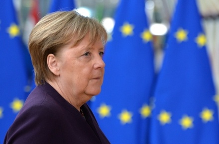 ﻿Меркель выразила готовность к сотрудничеству по использованию «Спутника V» в ЕС