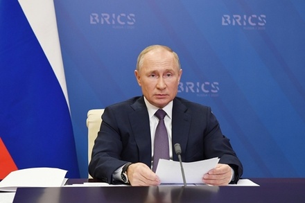 Владимир Путин заявил о неурегулированном окончательном статусе Карабаха