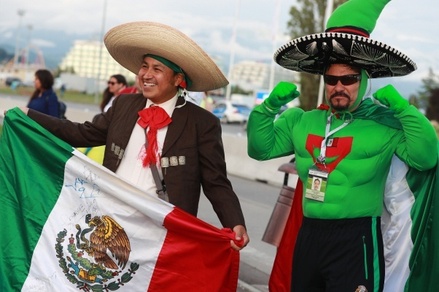 Метро Москвы и МЦК поздравили мексиканцев с победой в матче с Германией