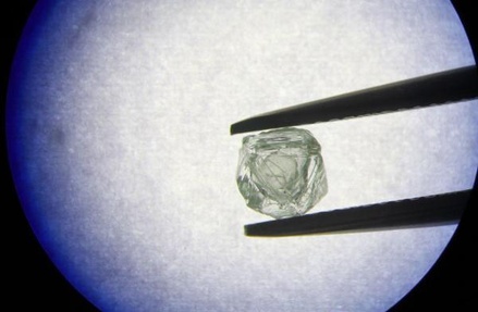 «Алроса»  нашла в Якутии алмаз-матрёшку