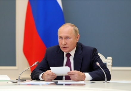 Владимир Путин признал сложность ситуации с COVID-19 в России