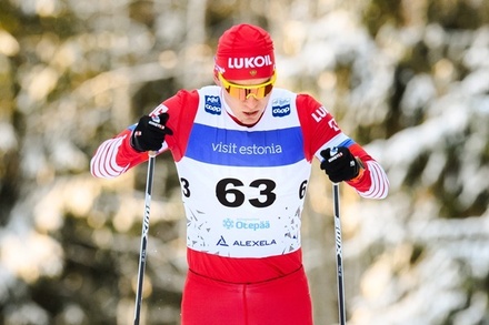 Лыжник Александр Большунов стал вторым в гонке на этапе Кубка мира в Эстонии